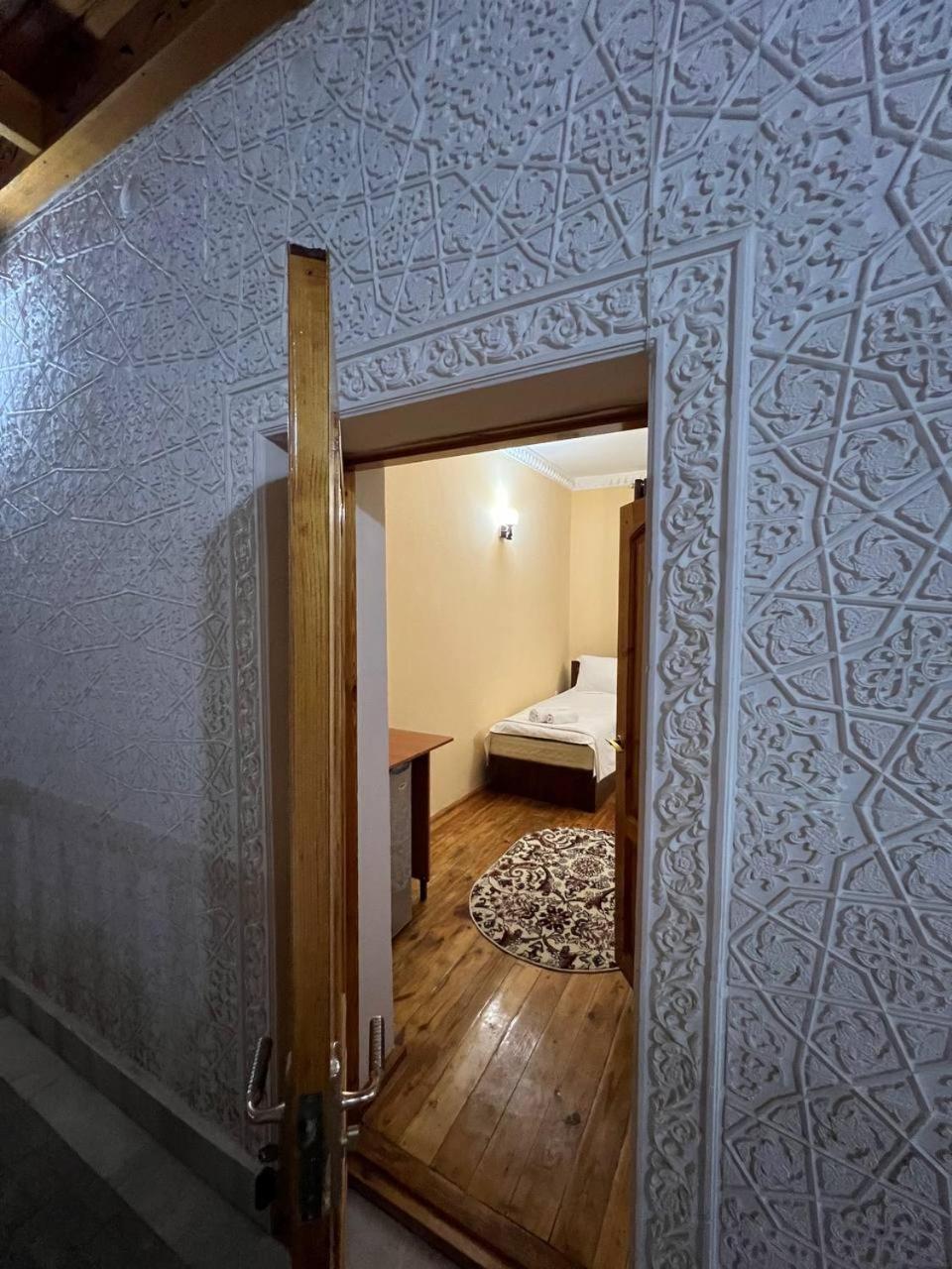 Hotel Bukhara Zaringiz Zewnętrze zdjęcie